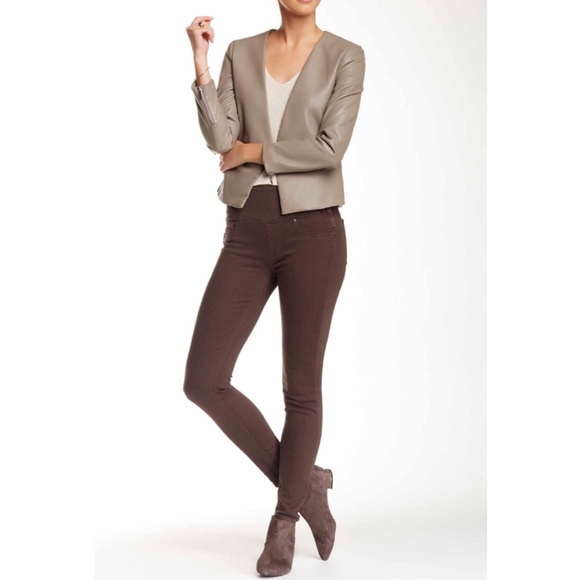 SPANX ready to wow leggings - Picture 3 of 5